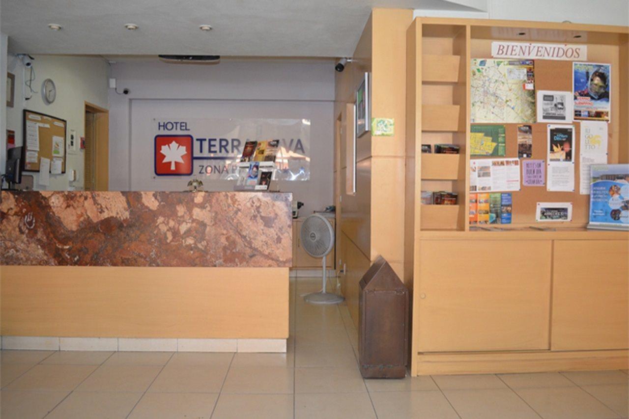 Hotel Terranova Леон Екстериор снимка